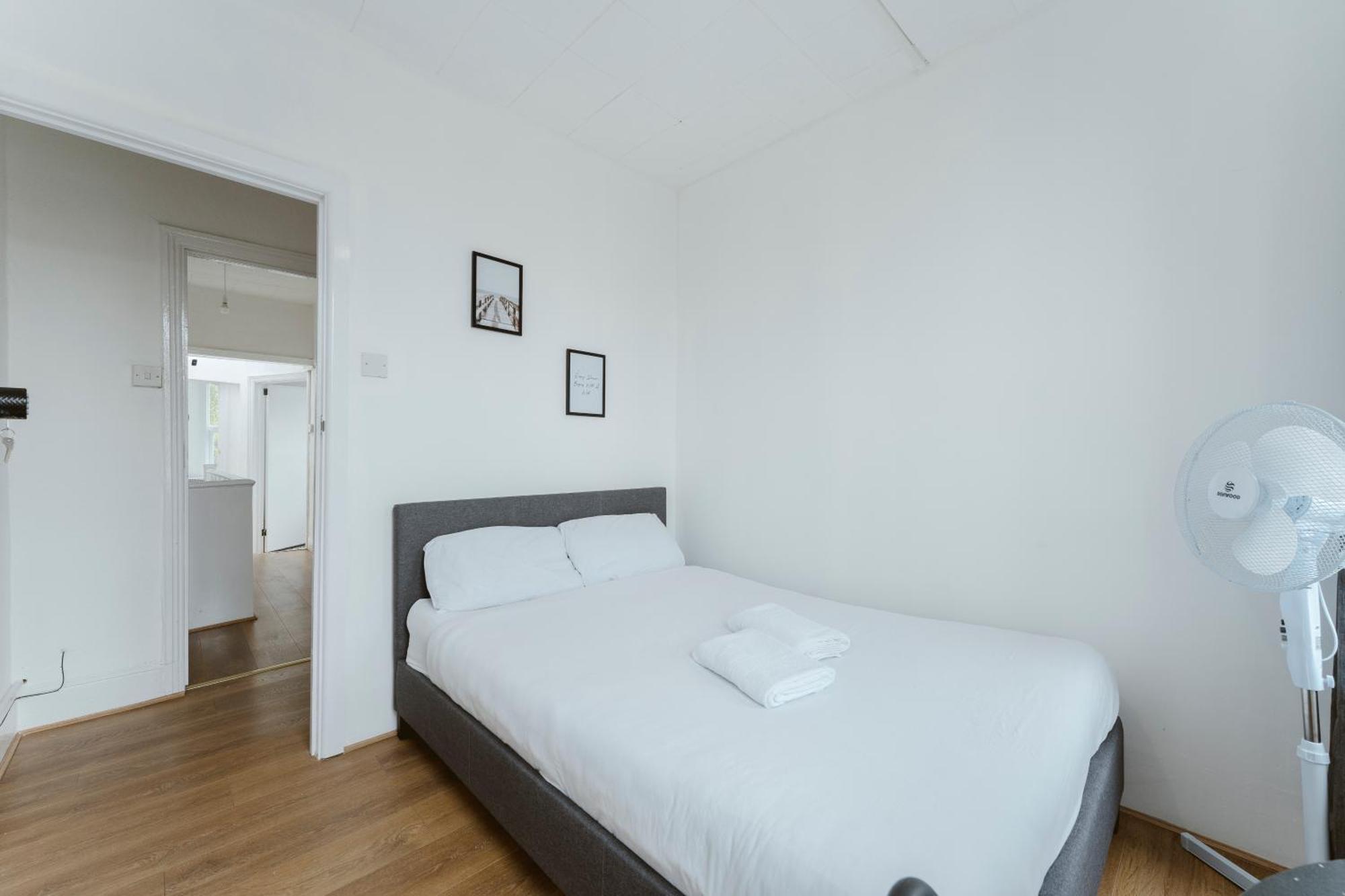 Manor House Great Rooms To Stay ลอนดอน ภายนอก รูปภาพ