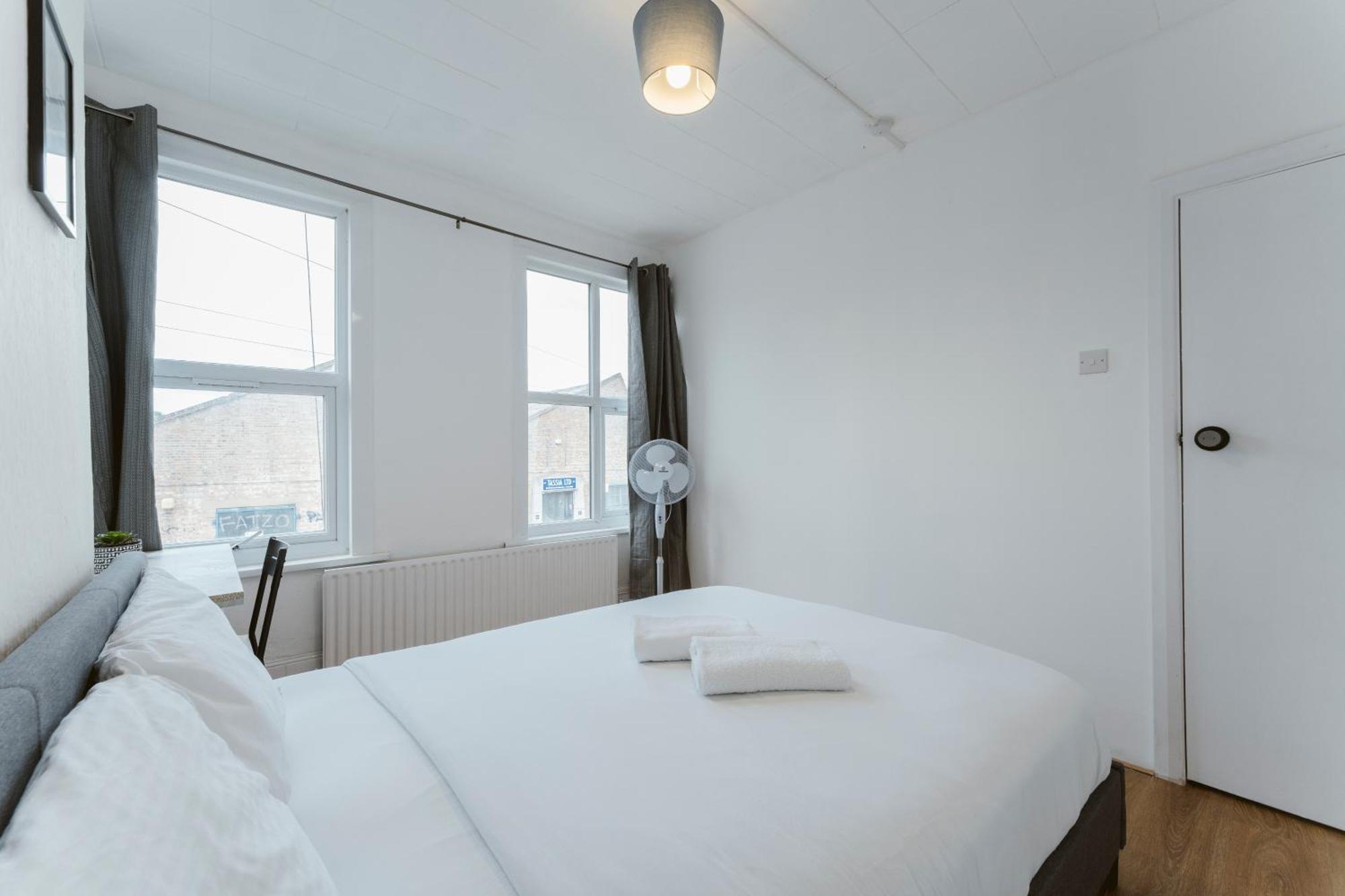 Manor House Great Rooms To Stay ลอนดอน ภายนอก รูปภาพ